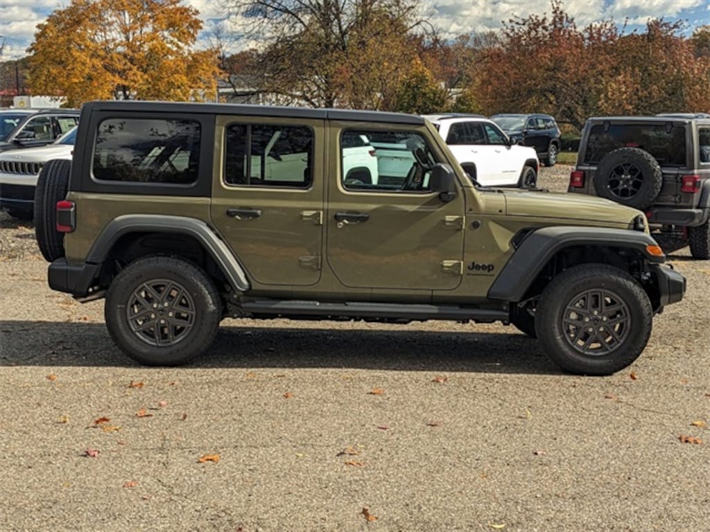 New 2026 Jeep Wrangler 4-DOOR SPORT S Sport Utility