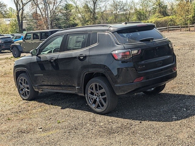2025 Jeep Compass Limited photo 4