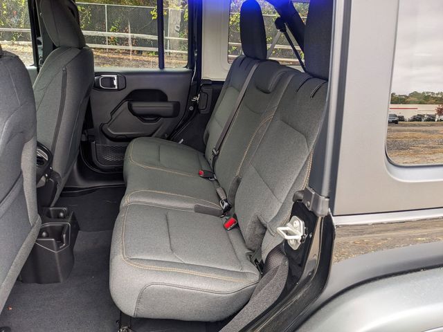 2025 Jeep Wrangler 4-Door Willys - Photo 8