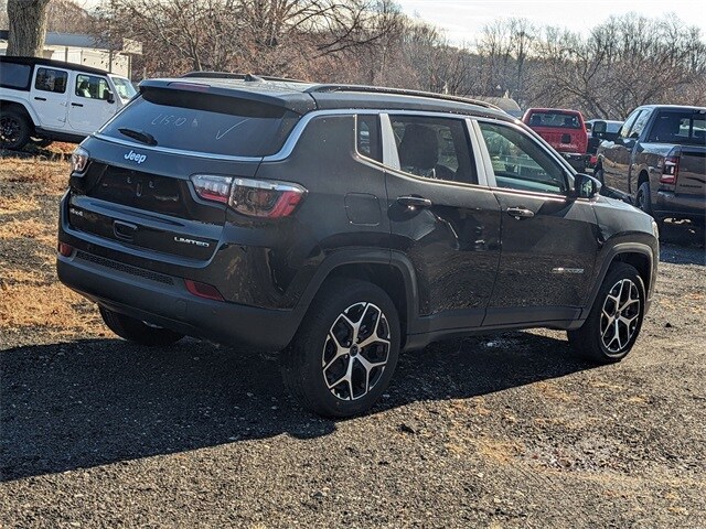 2025 Jeep Compass Limited photo 3