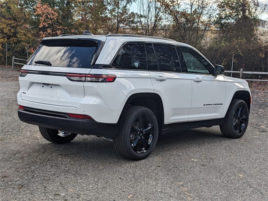 New 2025 Jeep Grand Cherokee ALTITUDE X 4X4 Sport Utility