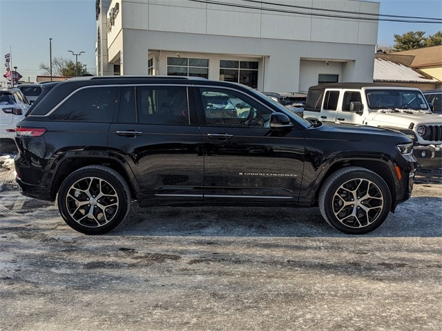 Used 2023 Jeep Grand Cherokee Summit Reserve with VIN 1C4RJHEG0PC516506 for sale in Milford, CT