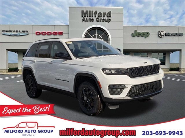 2025 Jeep Grand Cherokee Altitude's photo