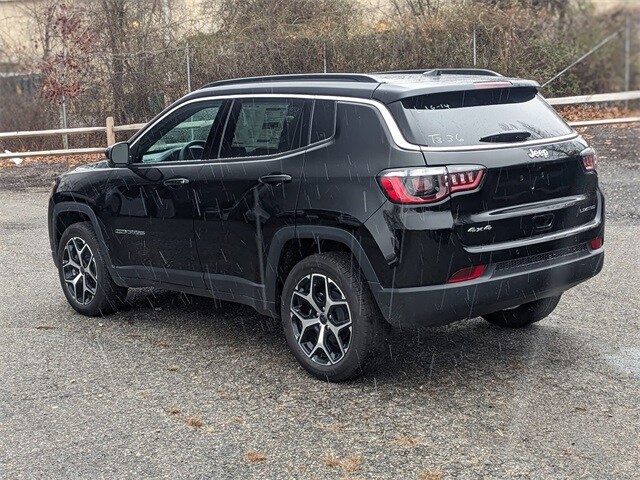 2025 Jeep Compass Limited photo 4