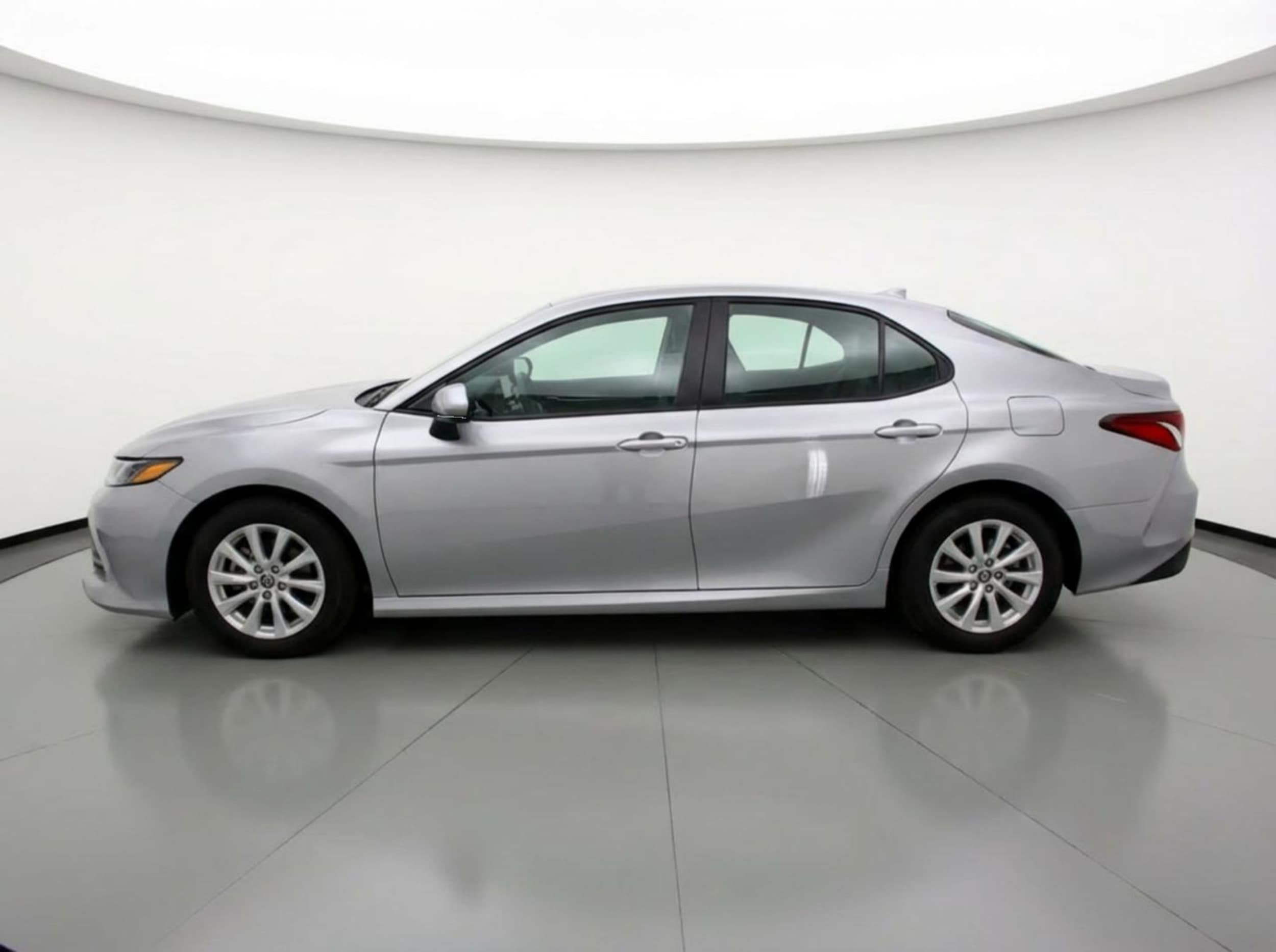 Thumbnail: 2025 Toyota Camry - 4