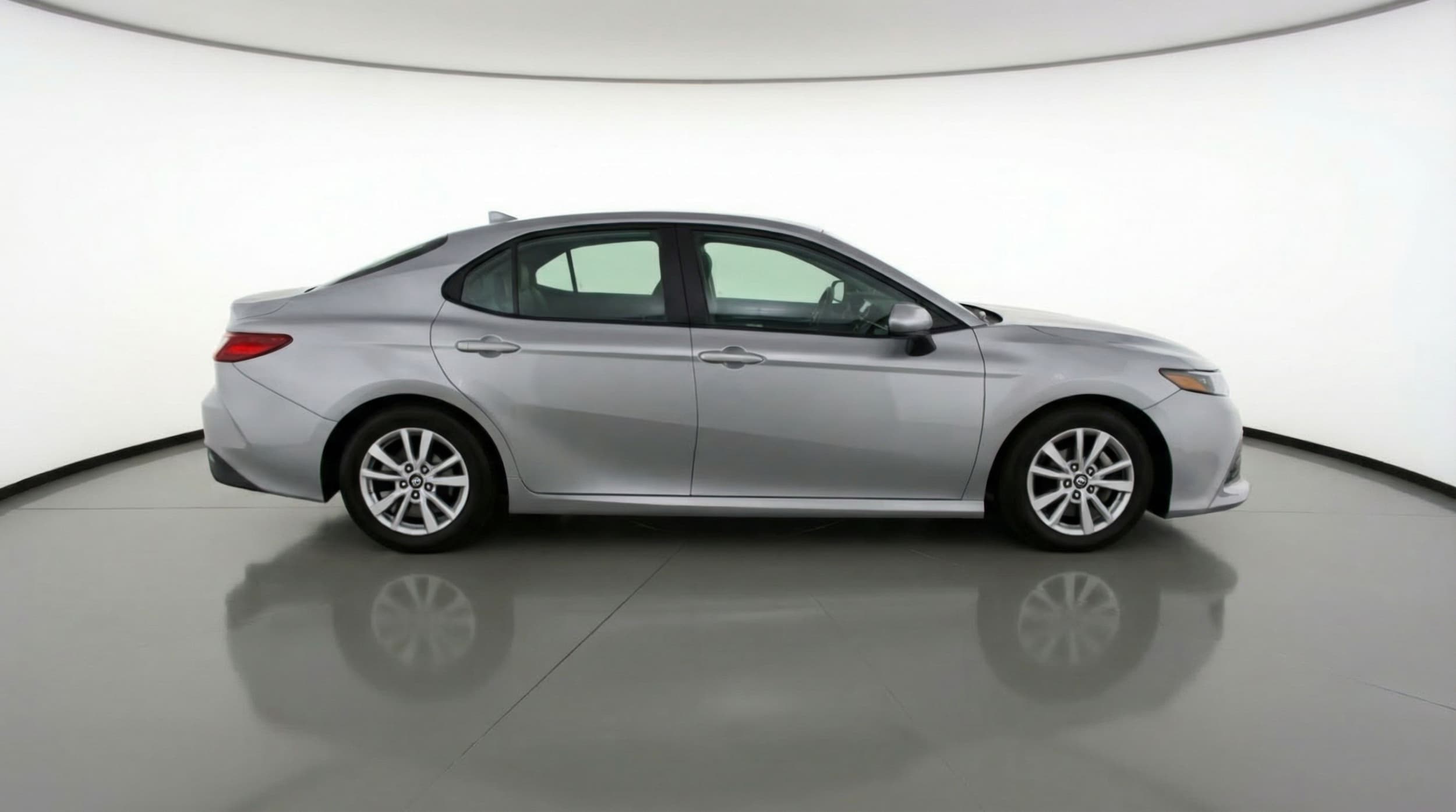 Thumbnail: 2025 Toyota Camry - 8