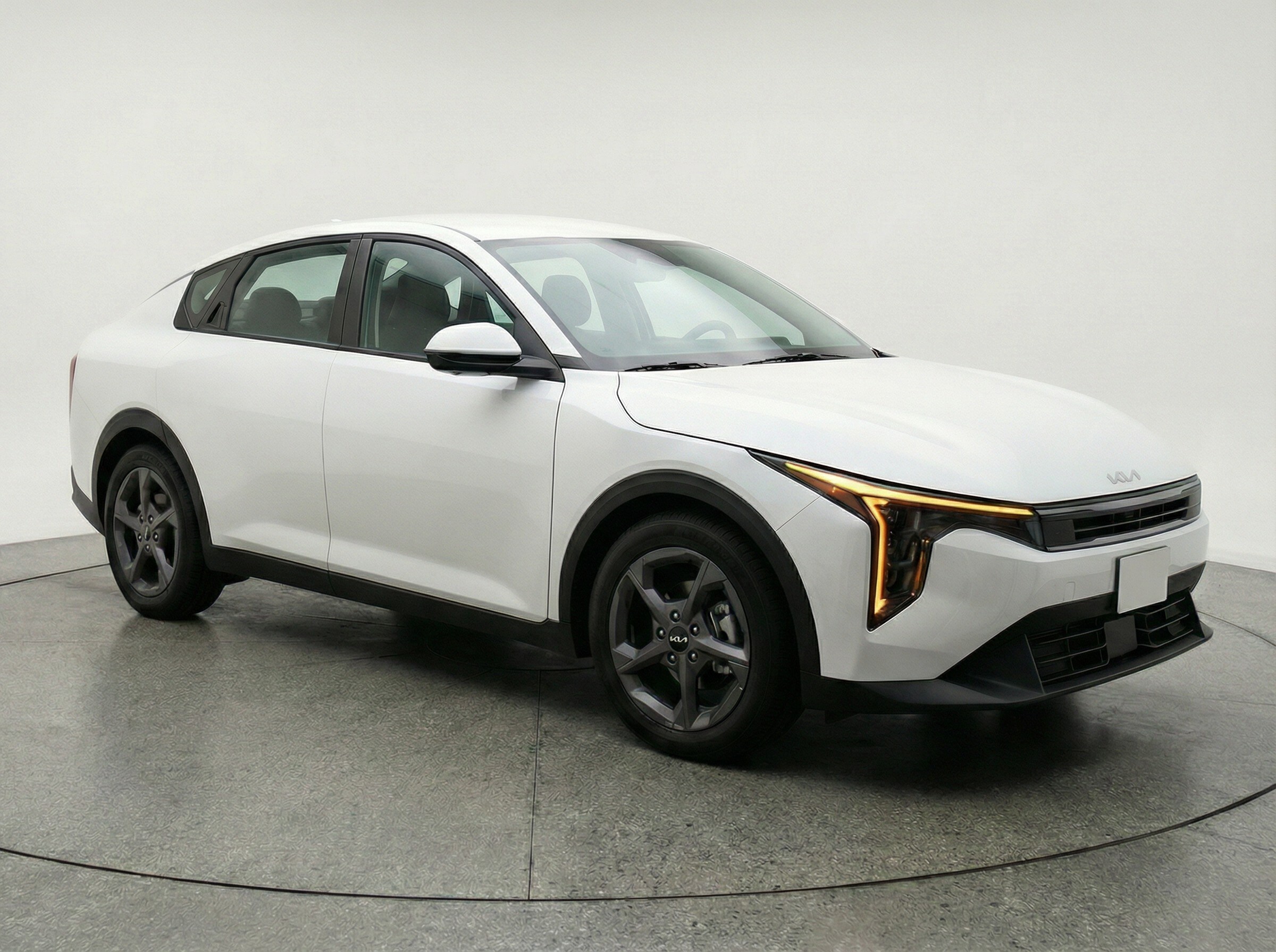 Thumbnail: 2025 Kia K4 - 1