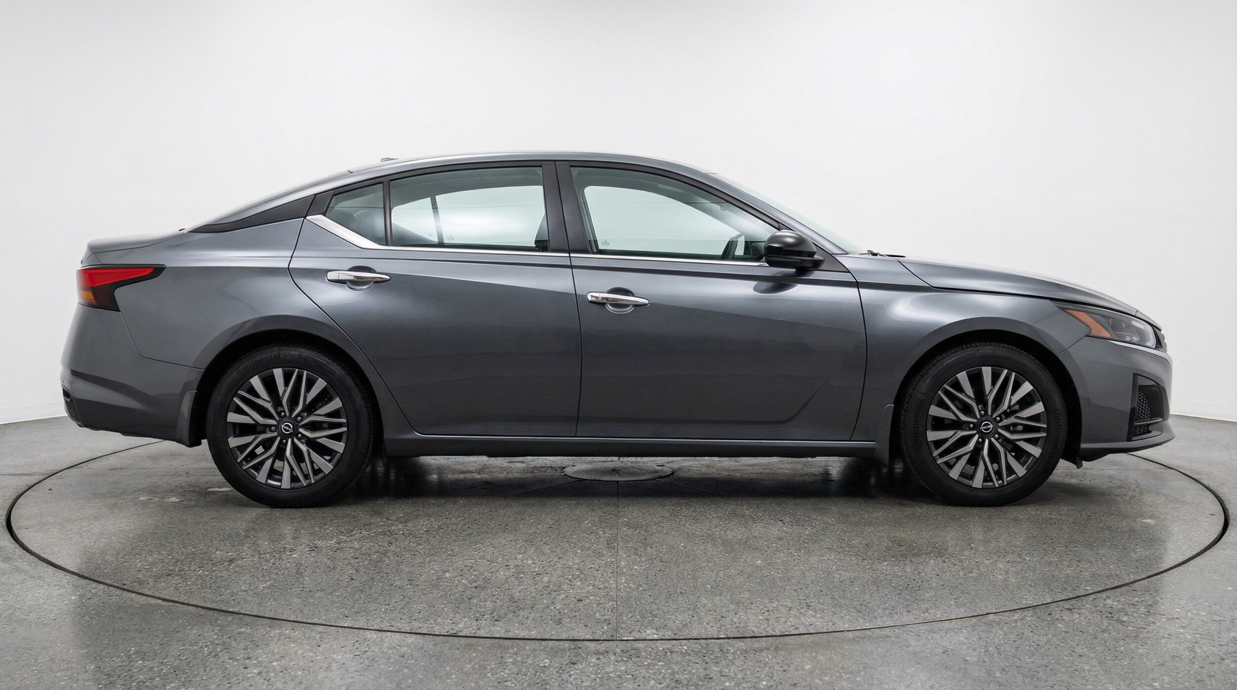 Thumbnail: 2025 Nissan Altima - 8