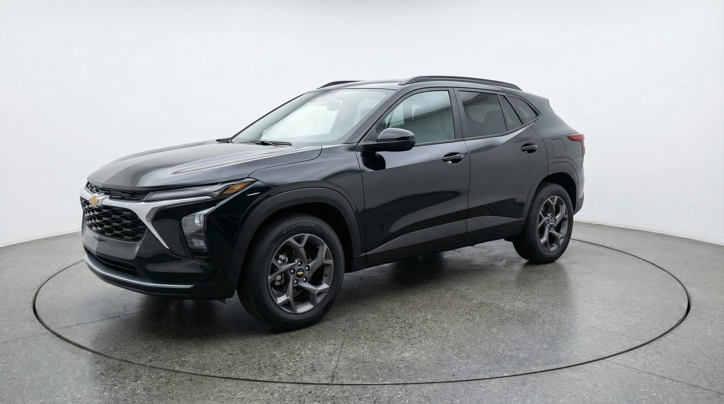 Thumbnail: 2025 Chevrolet Trax - 3