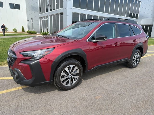 2024 Subaru Outback Premium's photo