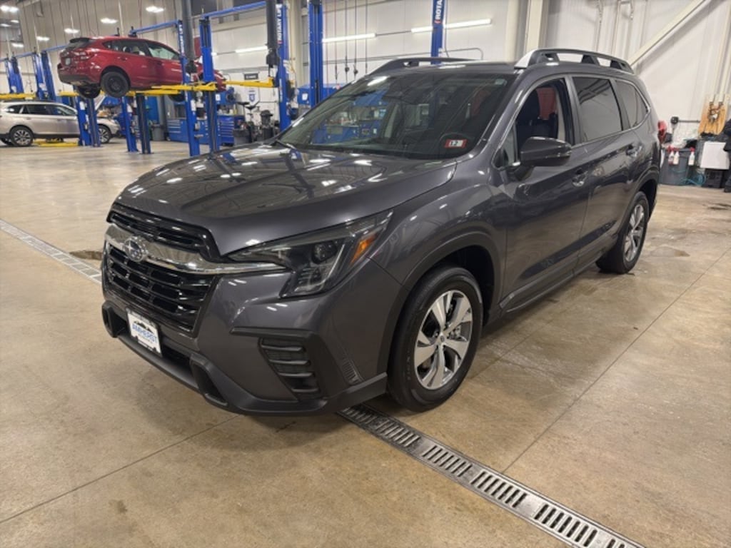 Used 2023 Subaru Ascent Premium SUV