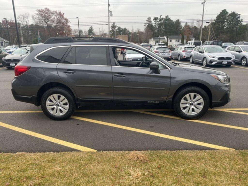 Used 2018 Subaru Outback 2.5i Premium SUV