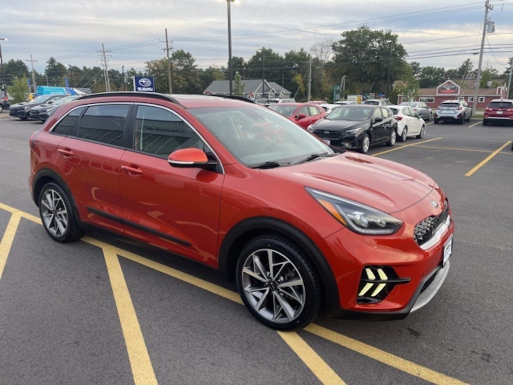 Used 2020 Kia Niro Touring SUV