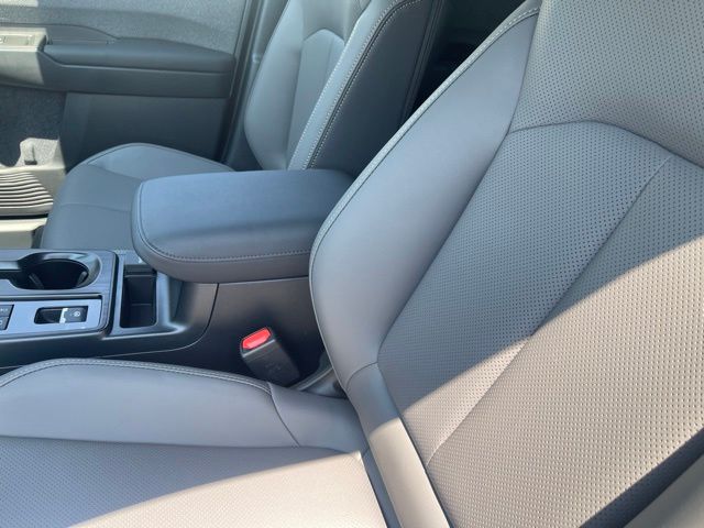 2026 Subaru Outback Limited - Photo 17
