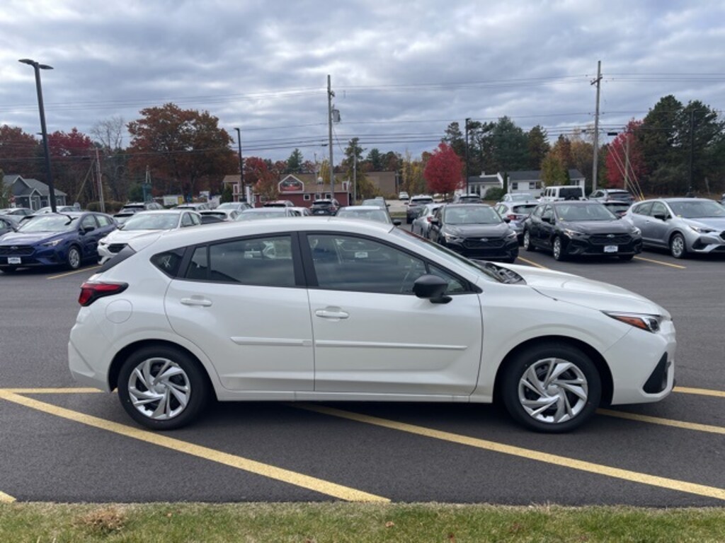New 2025 Subaru Impreza Base 5-Door