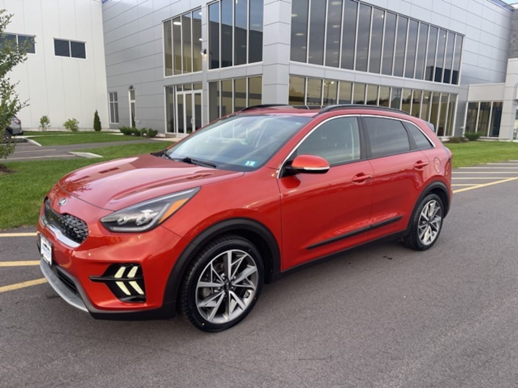 Used 2020 Kia Niro Touring SUV