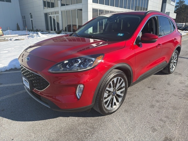 2020 Ford Escape Titanium's photo