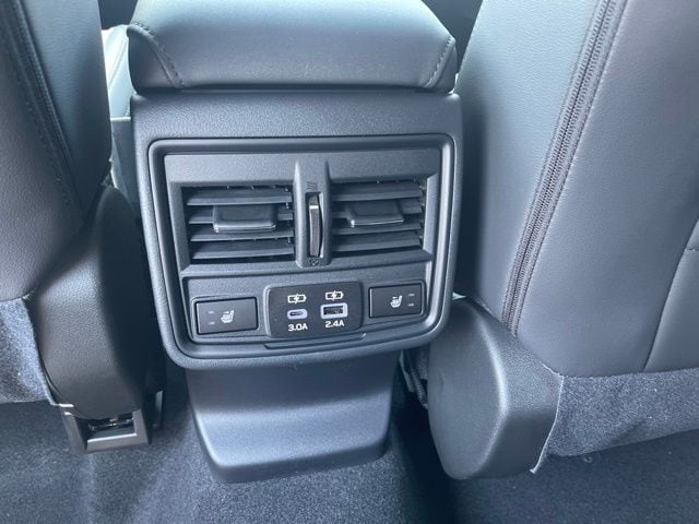 2026 Subaru Outback Limited - Photo 12