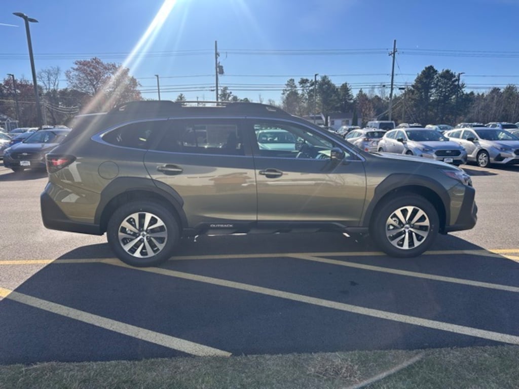 New 2025 Subaru Outback Premium SUV