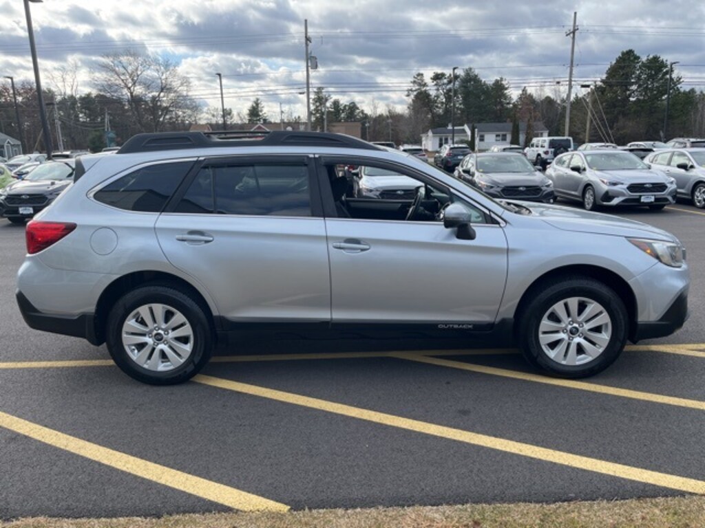 Used 2019 Subaru Outback 2.5i Premium SUV
