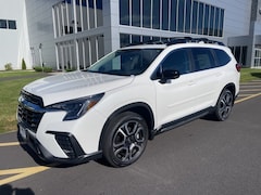 2025 Subaru Ascent Limited 7-Passenger SUV