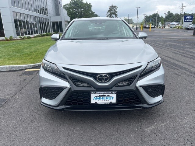 Used 2022 Toyota Camry SE with VIN 4T1G11AK5NU696528 for sale in Amherst, NH