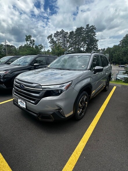 2025 Subaru Forester Hybrid Limited SUV