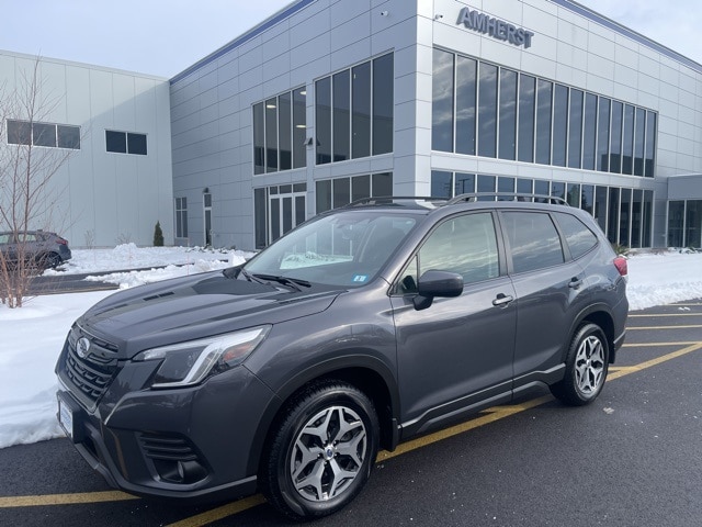 2023 Subaru Forester Premium's photo