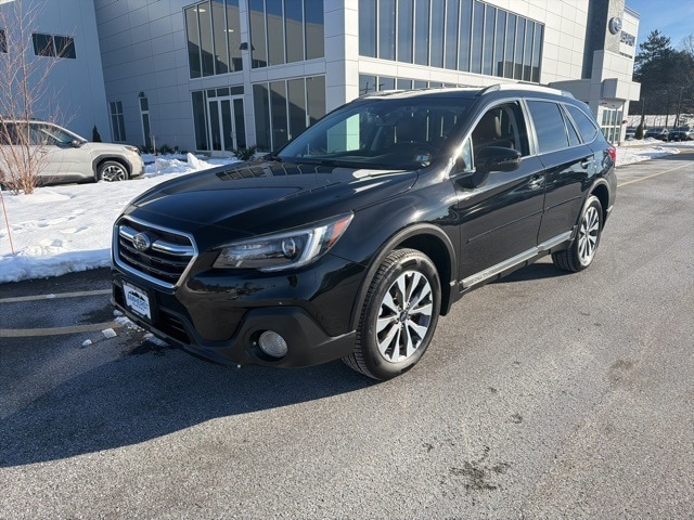 2018 Subaru Outback Touring's photo