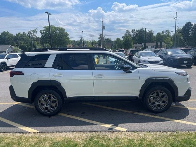2026 Subaru Outback Premium - Photo 4