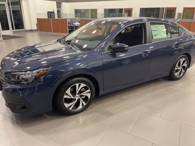 2025 Subaru Legacy Premium's photo