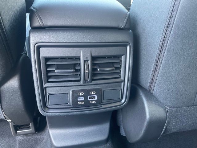 2026 Subaru Outback Premium - Photo 11