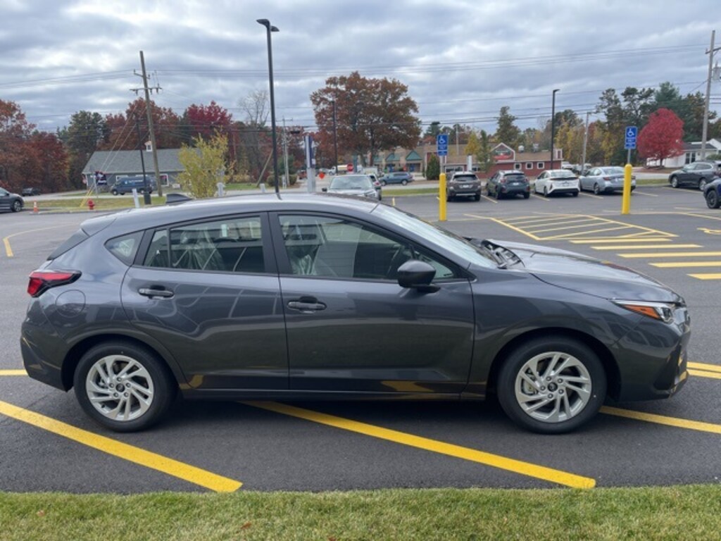 New 2025 Subaru Impreza Base 5-Door
