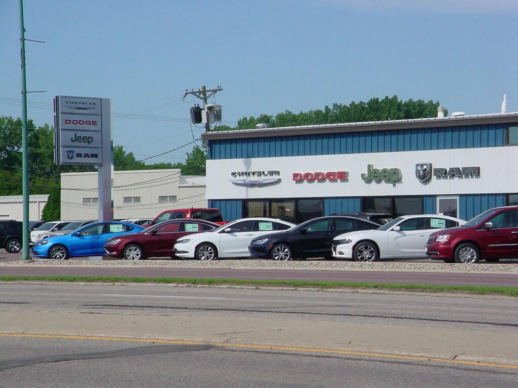 Fairmont Chrysler Dodge Jeep Ram Dealer Info, Blue Earth Served