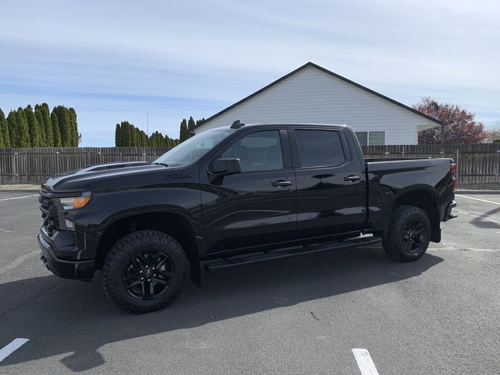 Used 2022 Chevrolet Silverado 1500 Custom Trail Boss Truck Crew Cab