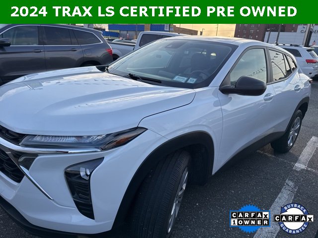 2024 Chevrolet Trax LS's photo