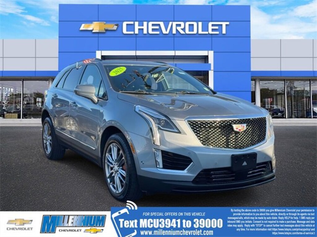 Used 2025 CADILLAC XT5 Sport SUV