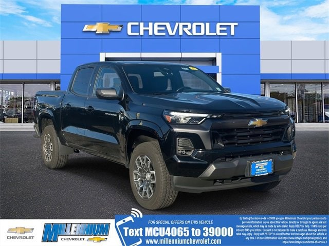 2023 Chevrolet Colorado Truck Crew Cab 