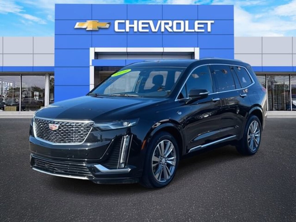 Used 2025 CADILLAC XT6 Premium Luxury SUV