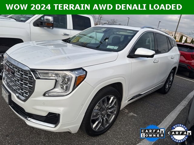 2024 GMC Terrain Denali's photo