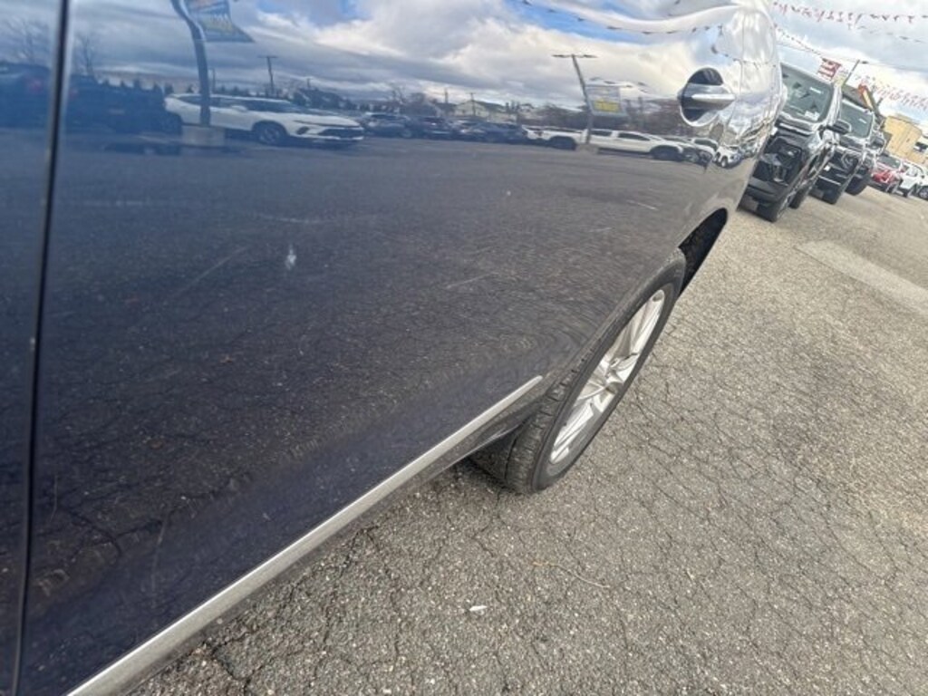 Used 2022 Buick Enclave Premium SUV