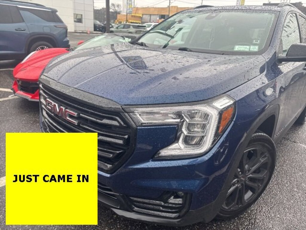 Used 2022 GMC Terrain SLT SUV