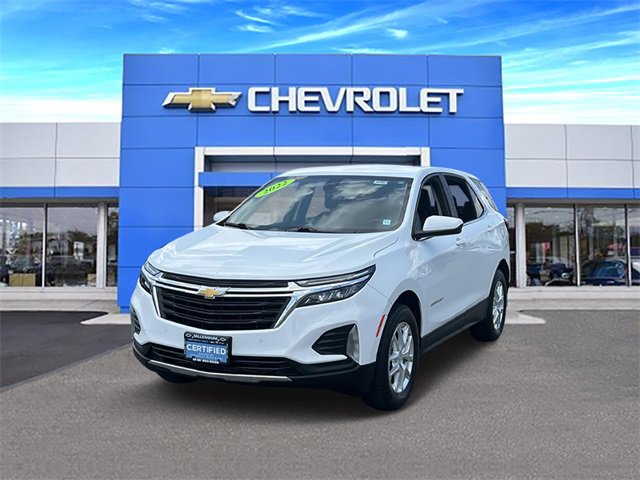 Used 2022 Chevrolet Equinox LT with VIN 3GNAXUEV9NS104232 for sale in Hicksville, NY