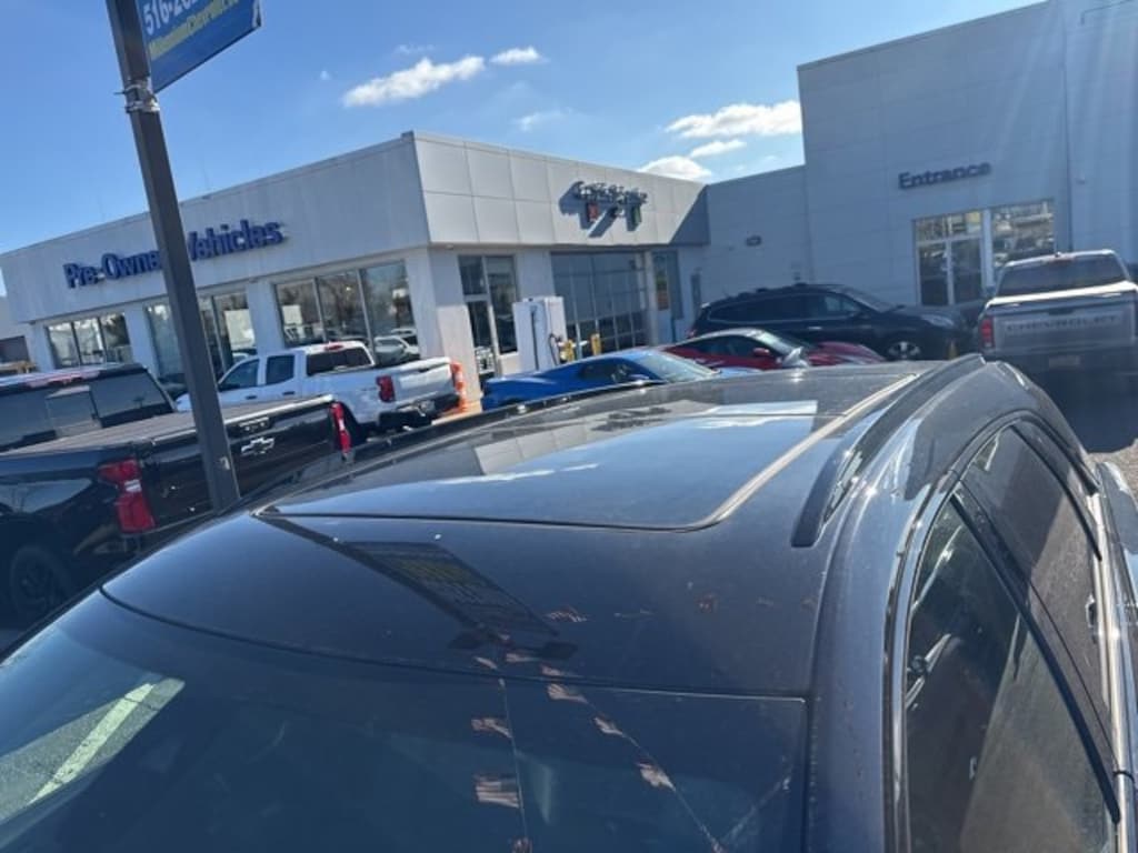 Used 2025 CADILLAC XT5 Sport SUV