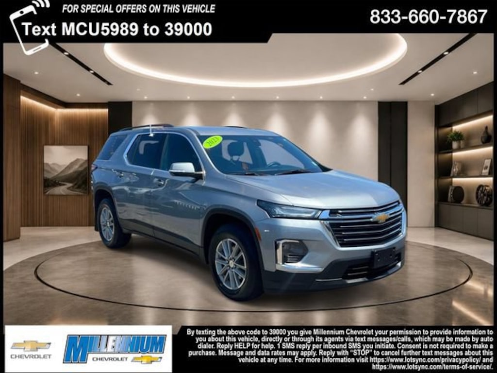Used 2023 Chevrolet Traverse LT Leather SUV
