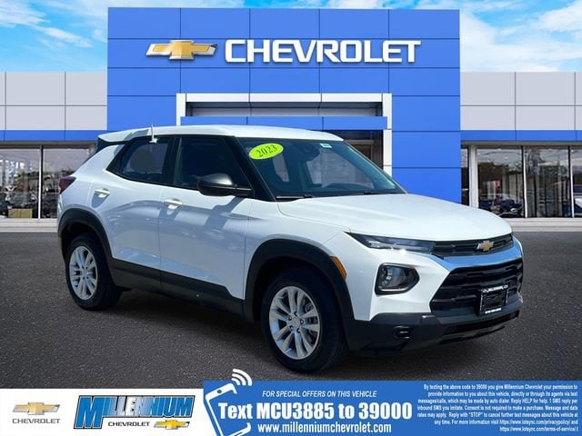 2023 Chevrolet Trailblazer LS's photo