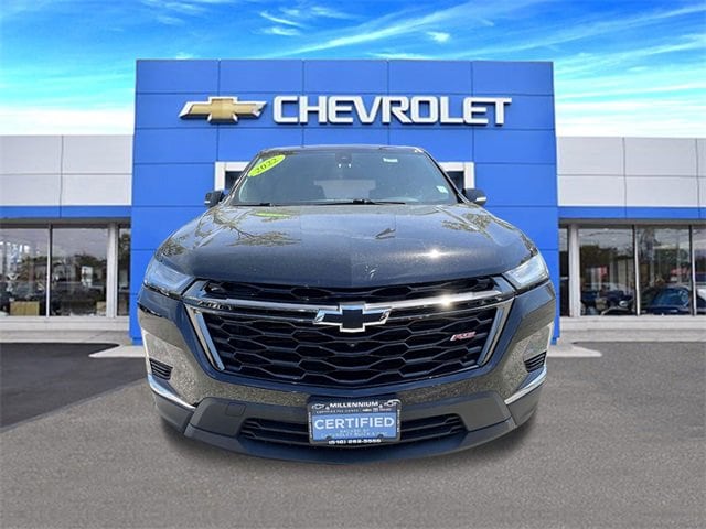 Certified 2022 Chevrolet Traverse RS with VIN 1GNEVJKW4NJ184706 for sale in Hicksville, NY