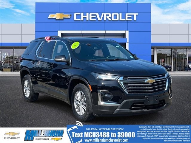 2022 Chevrolet Traverse LT Cloth