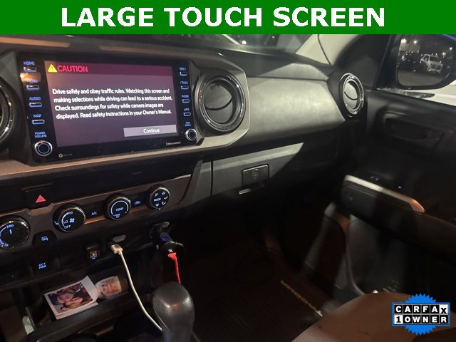 2020 Toyota Tacoma SR5 photo 3