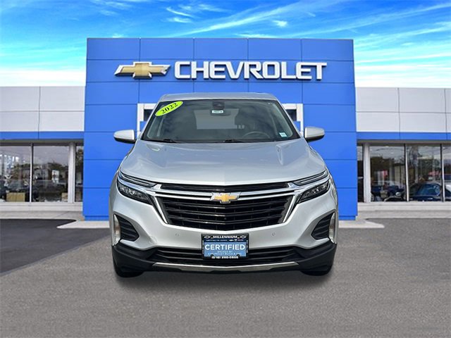 2022 Chevrolet Equinox LT photo 2